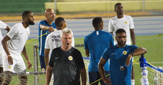 kaiyun 官网-74岁希丁克结束34年执教 曾夺欧冠2进世界杯4强